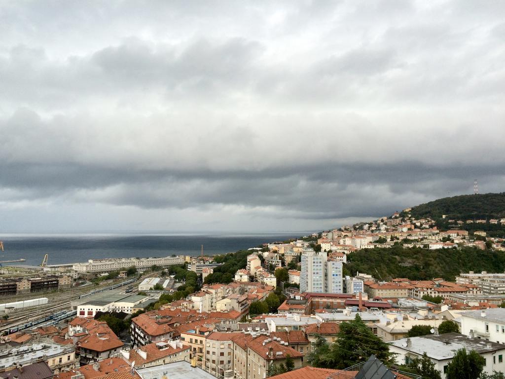 Seatrieste Rum bild