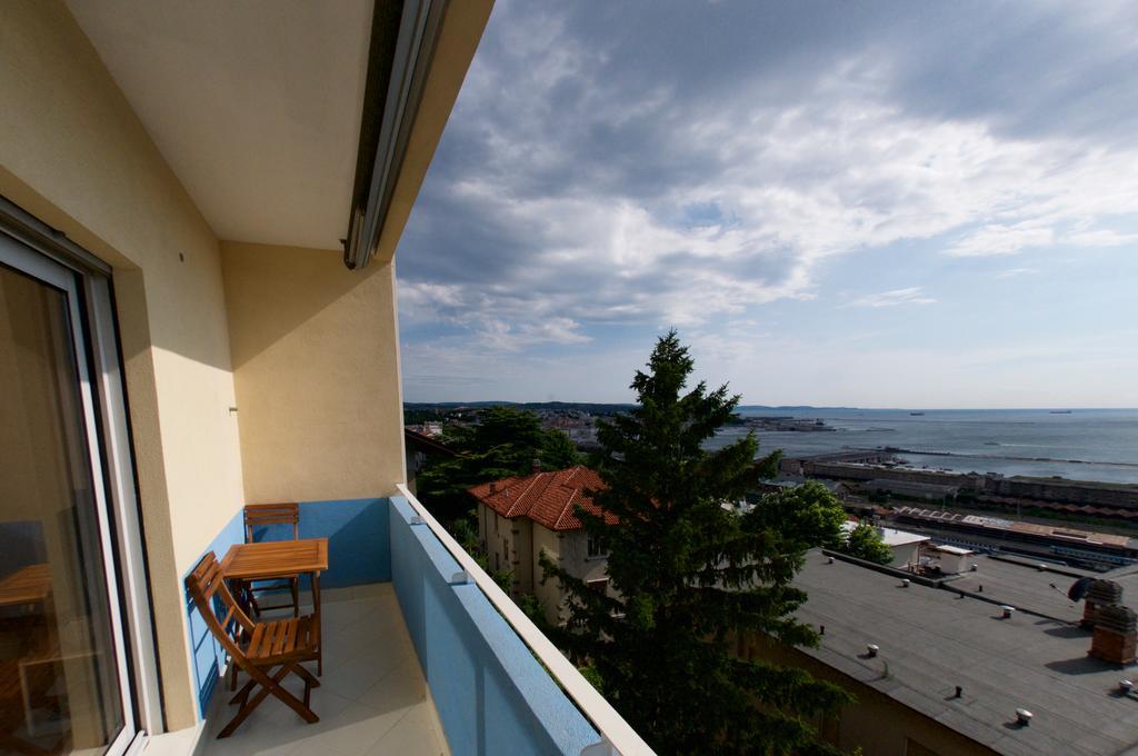 Seatrieste Exteriör bild